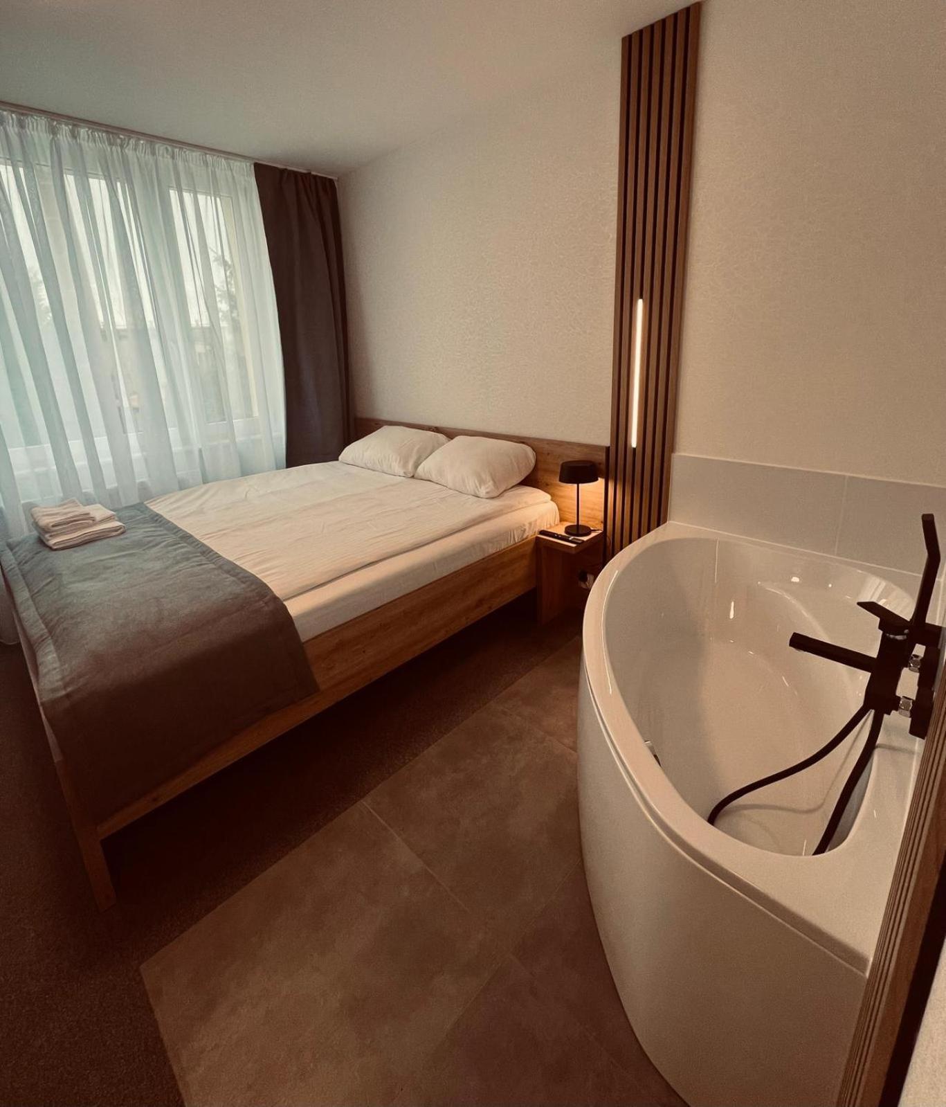 Plonia Resort מראה חיצוני תמונה